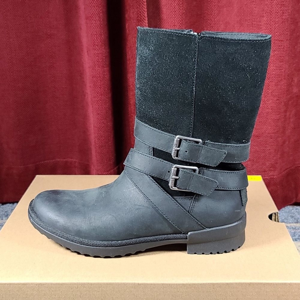 UGG Lorna Boots